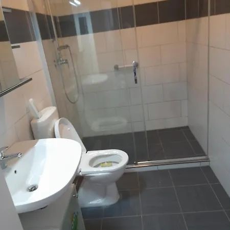 70 Qm Mit 2 Schlafzimmern