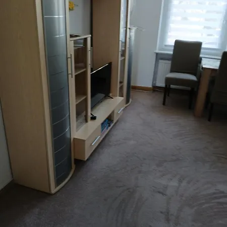 70 Qm Mit 2 Schlafzimmern Appartement *