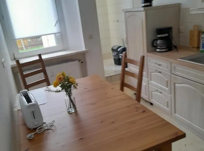 70 Qm Mit 2 Schlafzimmern * Zwickau